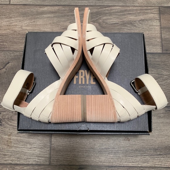 🆕 FRYE | Women Bianca Hurrache White Sandals - Picture 4 of 5